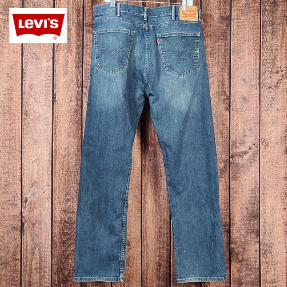 38x32 Straight Fit Stretch Mens Blue Jeans Excellent Condition